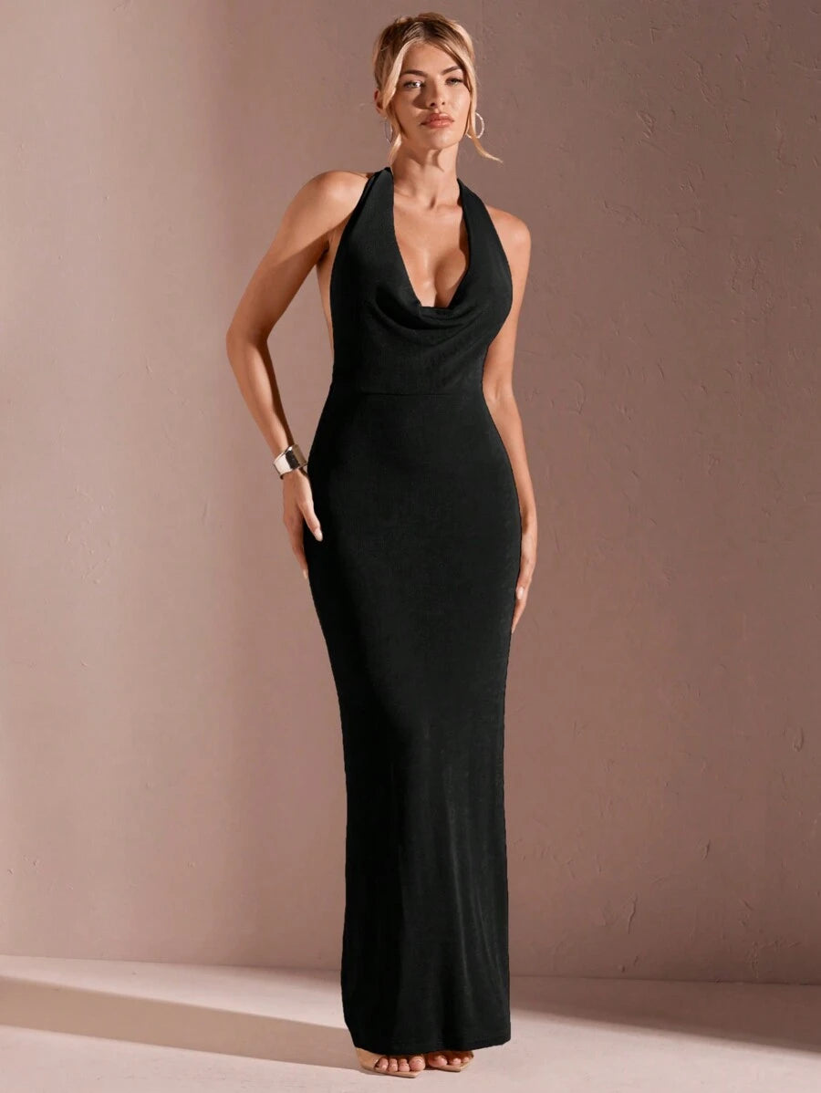 CÉRULEA– Halter Neck Bodycon Maxi Dress