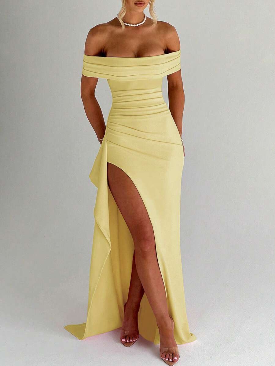 ÉLORIA – Off-Shoulder Bodycon Maxi Dress with Slit