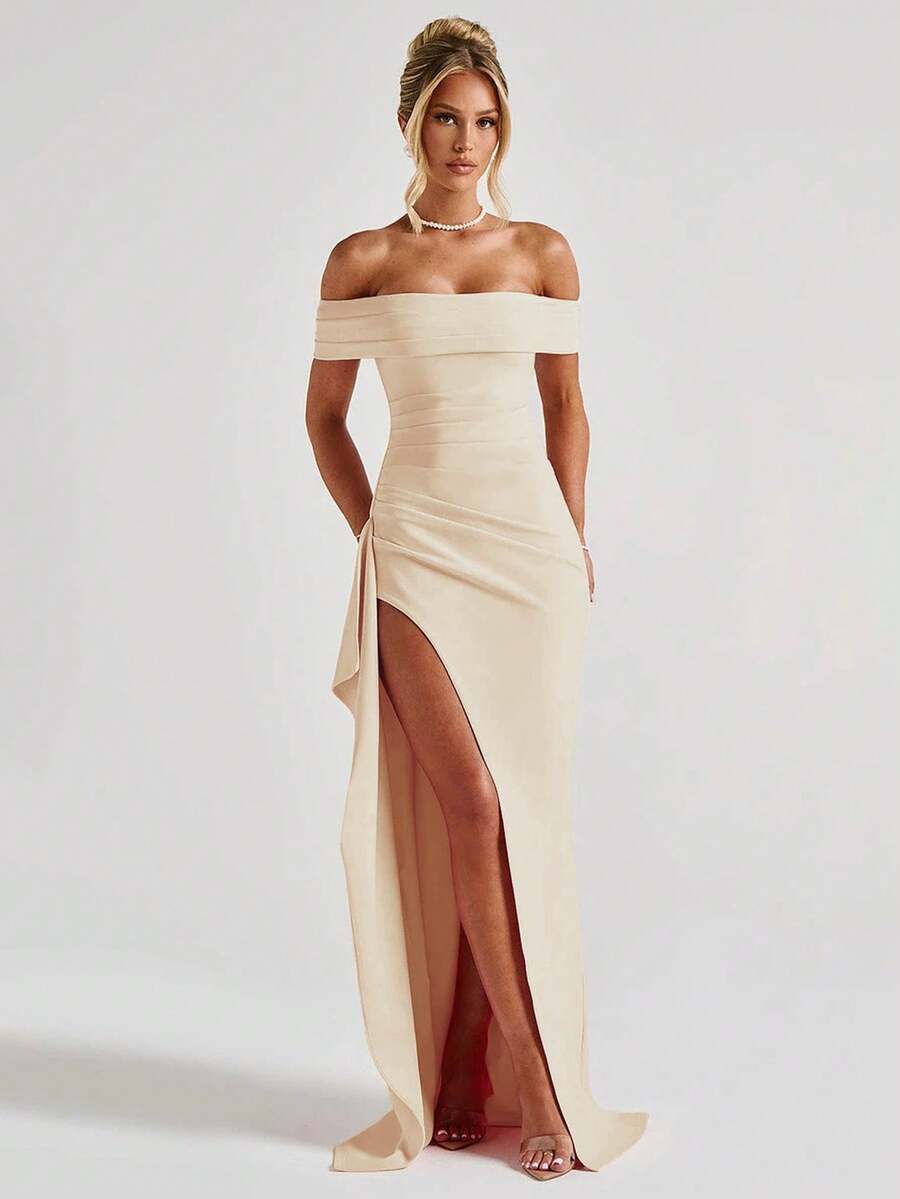 ÉLORIA – Off-Shoulder Bodycon Maxi Dress with Slit