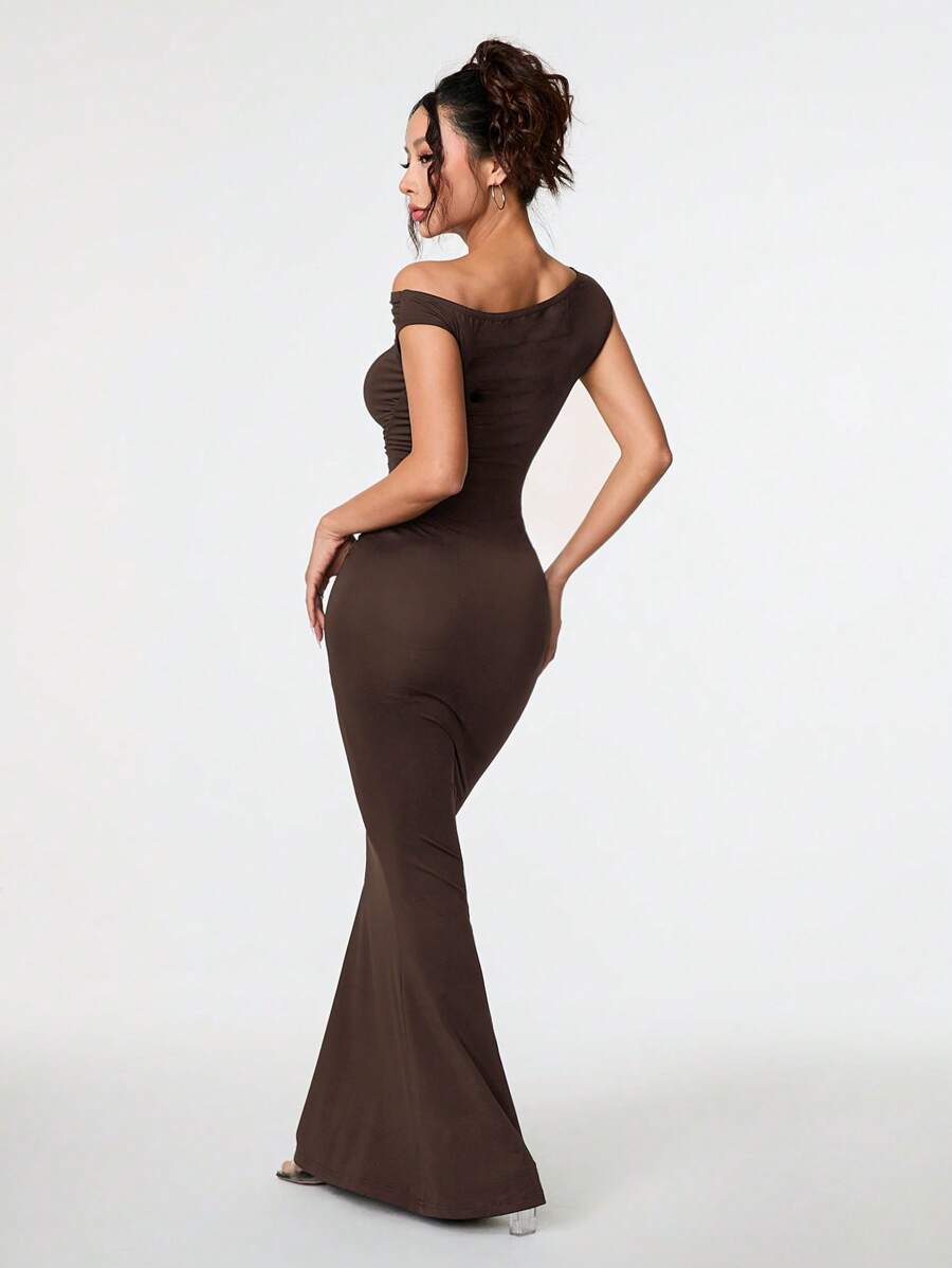 SVELTA - Petite One Shoulder Mermaid Maxi Dress