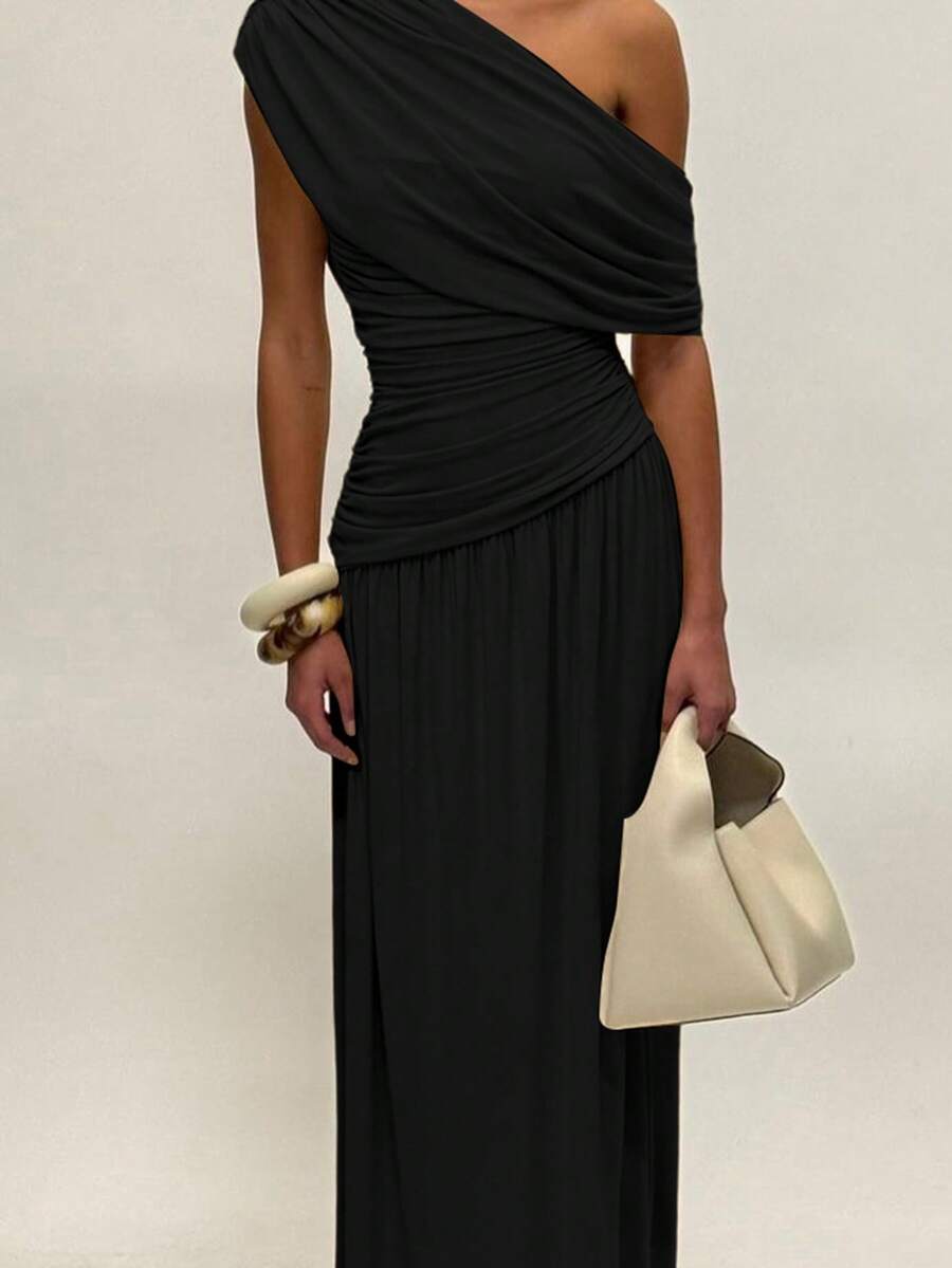 ZÉPHYR — One-Shoulder Ruched Maxi Dress Black