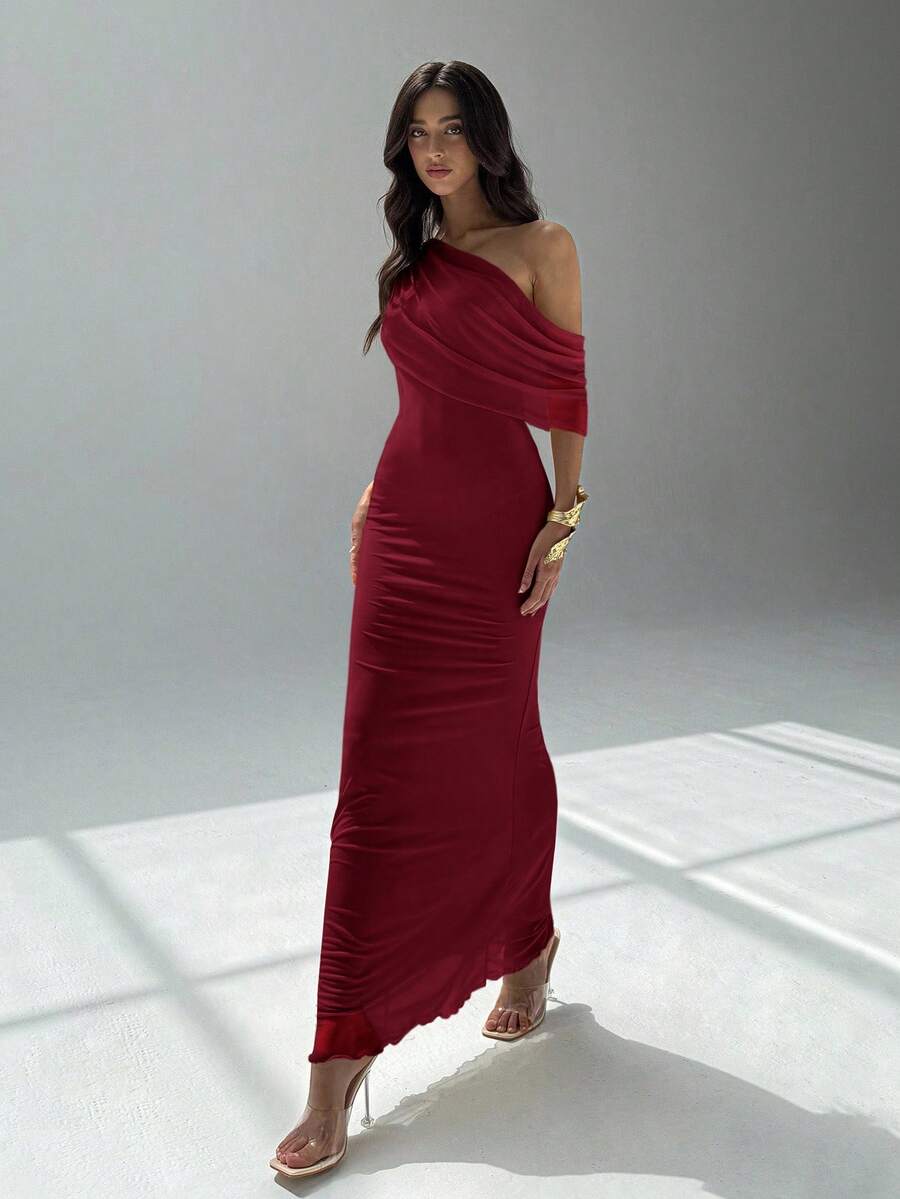 NOIREL - Asymmetric One Shoulder Bodycon Maxi Dress