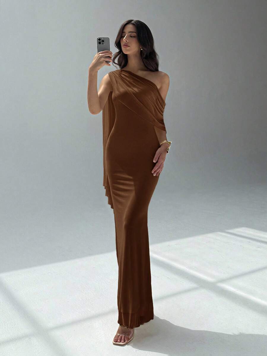 NOIREL - Asymmetric One Shoulder Bodycon Maxi Dress