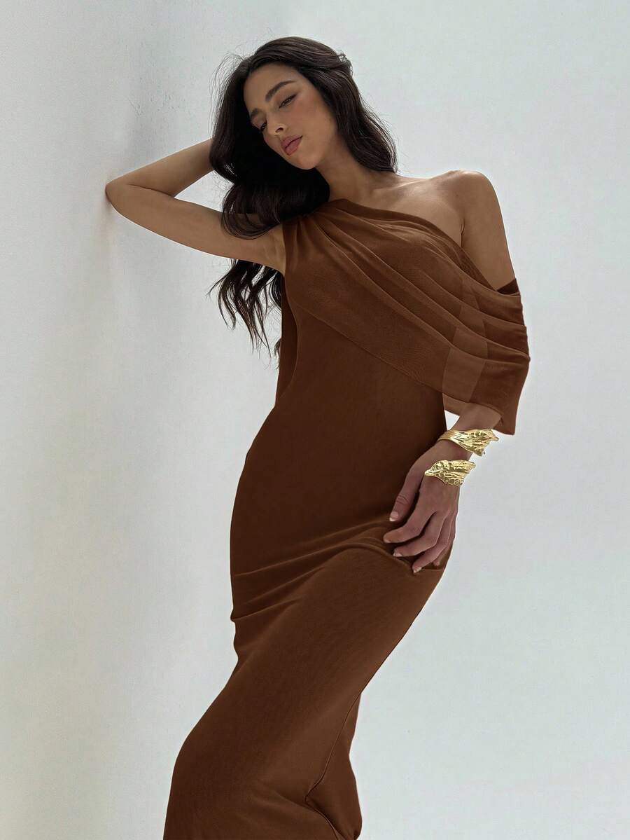 NOIREL - Asymmetric One Shoulder Bodycon Maxi Dress