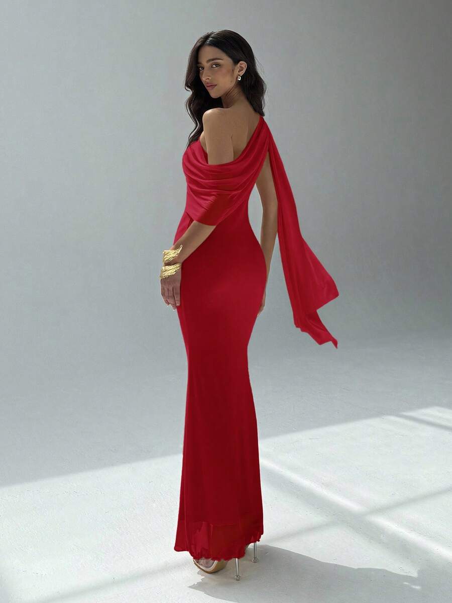 NOIREL - Asymmetric One Shoulder Bodycon Maxi Dress
