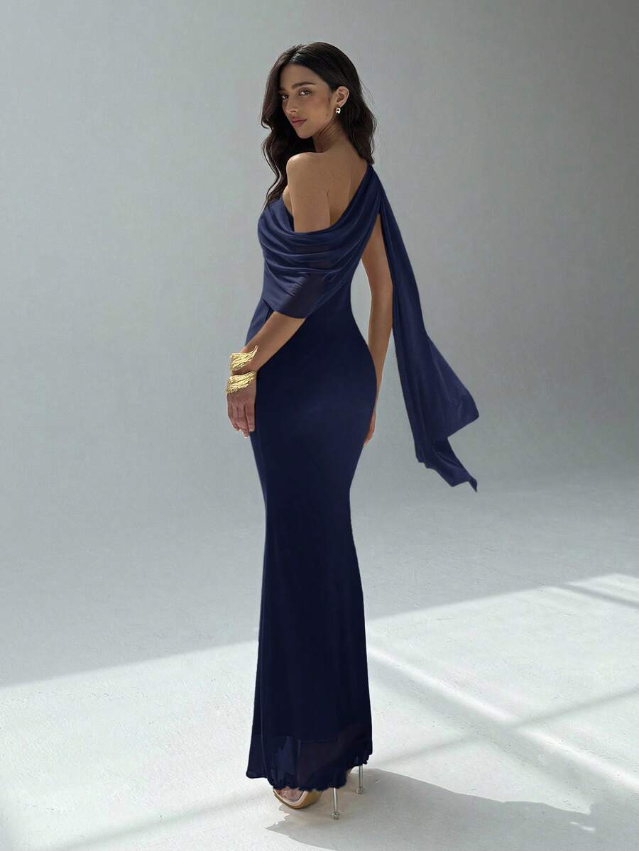NOIREL - Asymmetric One Shoulder Bodycon Maxi Dress