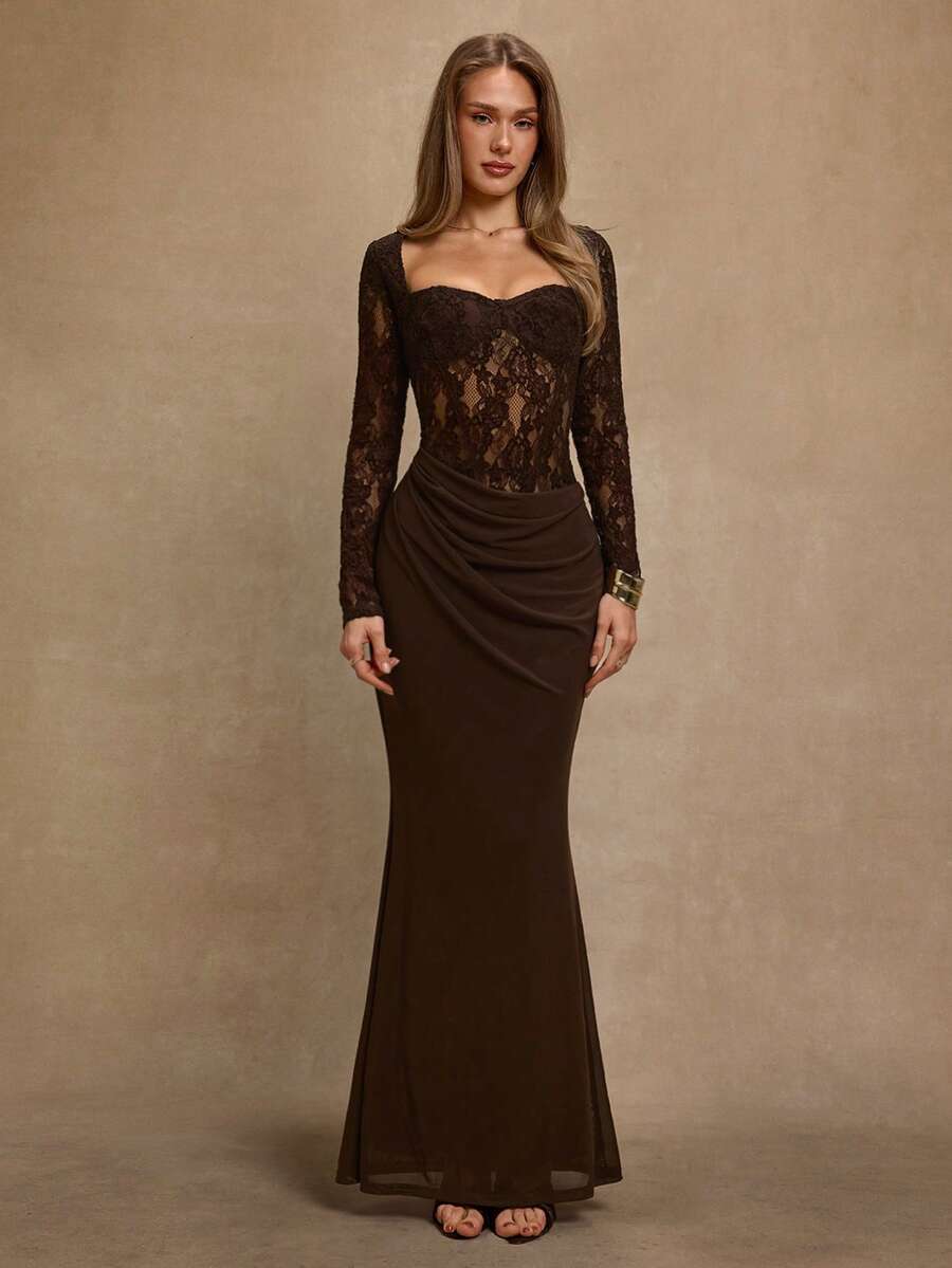 NOIRÉ LACE – Elegant Lace Bodycon Maxi Dress