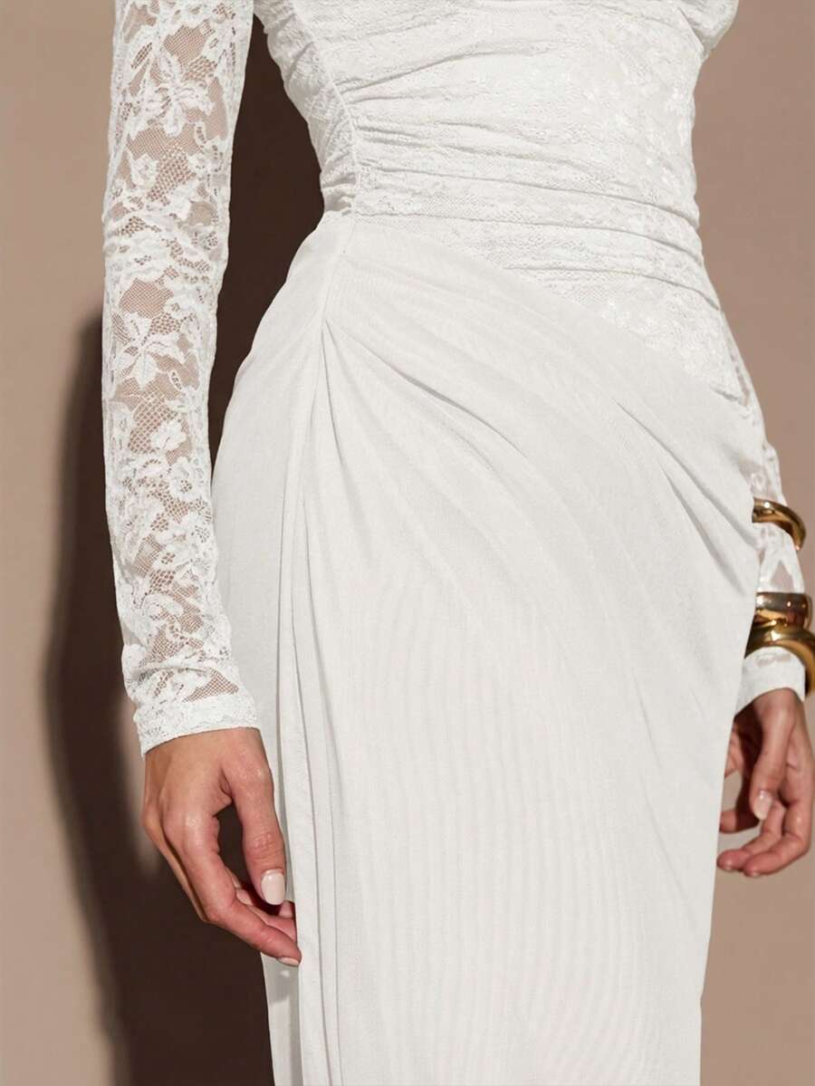 VELUNE - Sweetheart Neck Lace Bodycon Maxi Dress