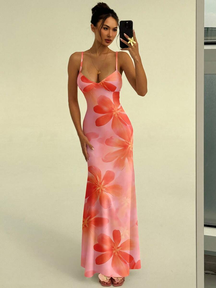 SUNFLARE – Tropical Print Bodycon Maxi Dress