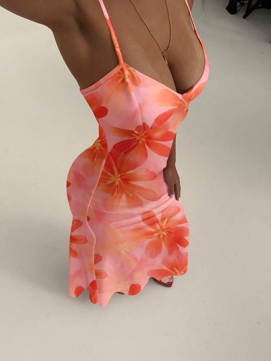 SUNFLARE – Tropical Print Bodycon Maxi Dress