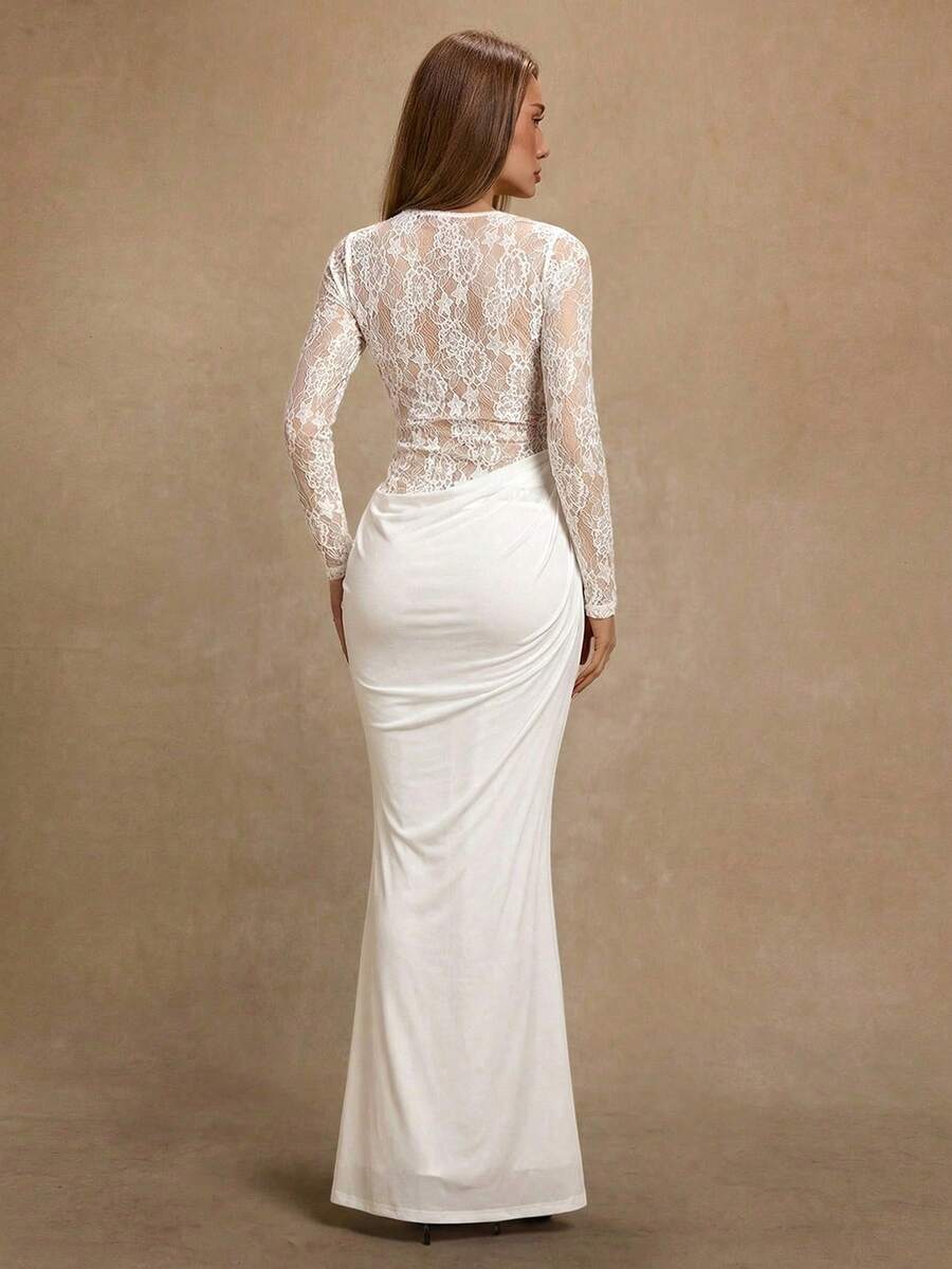 NOIRÉ LACE – Elegant Lace Bodycon Maxi Dress