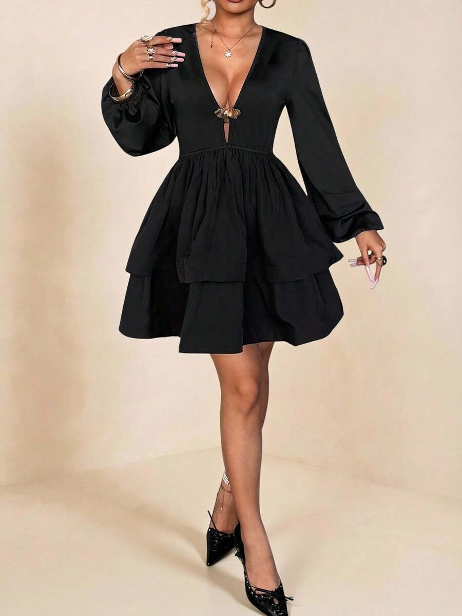 NOULA – Elegant Deep V Mini Dress