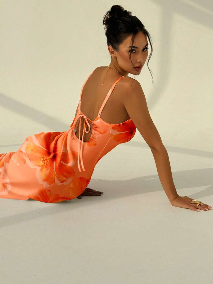 SOLARA - Floral Bodycon Maxi Dress