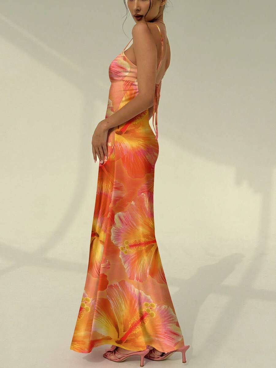 SUNFLARE – Tropical Print Bodycon Maxi Dress