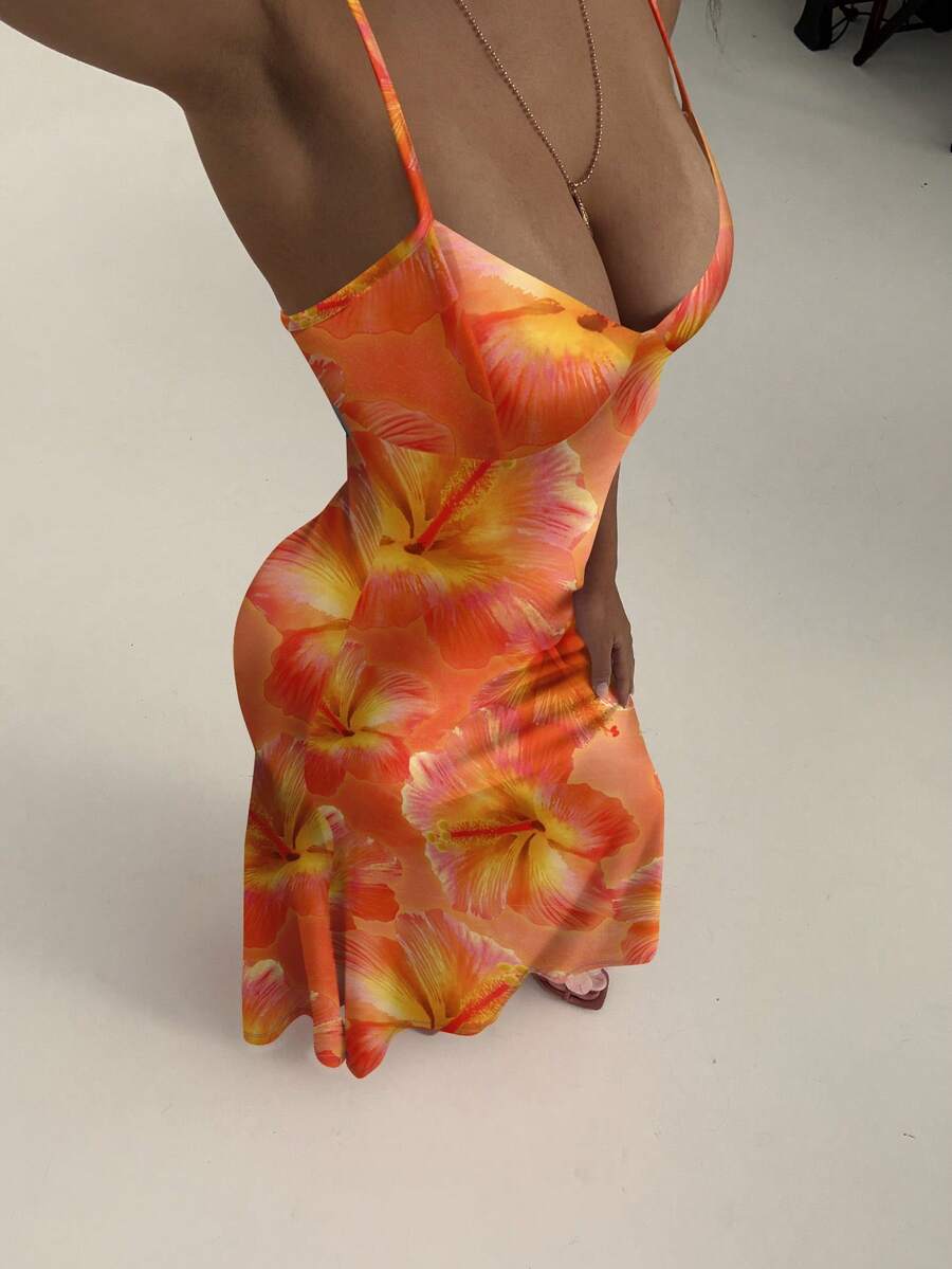 SUNFLARE – Tropical Print Bodycon Maxi Dress