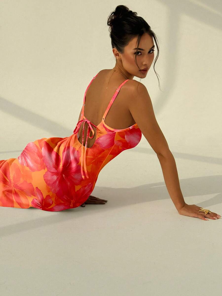 SOLARA - Floral Bodycon Maxi Dress