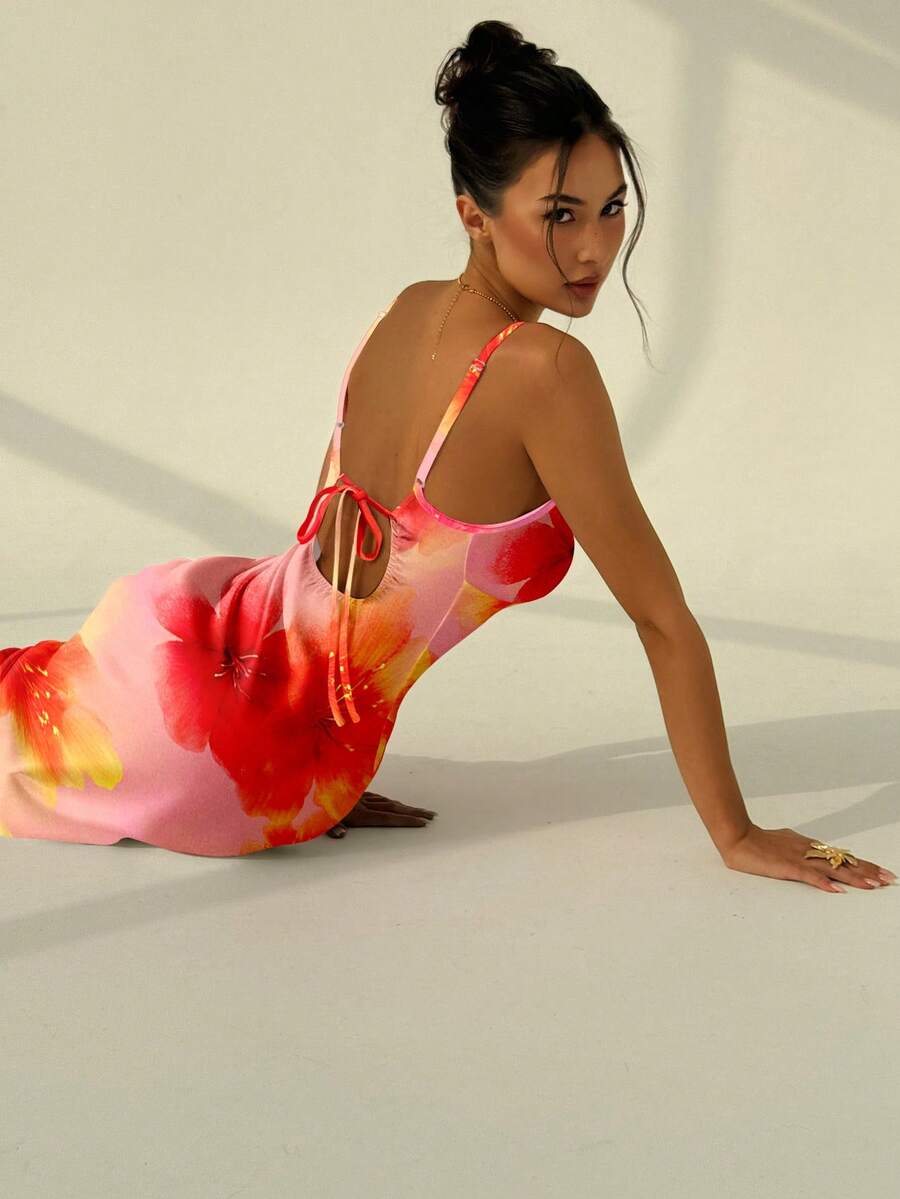 SOLARA - Floral Bodycon Maxi Dress
